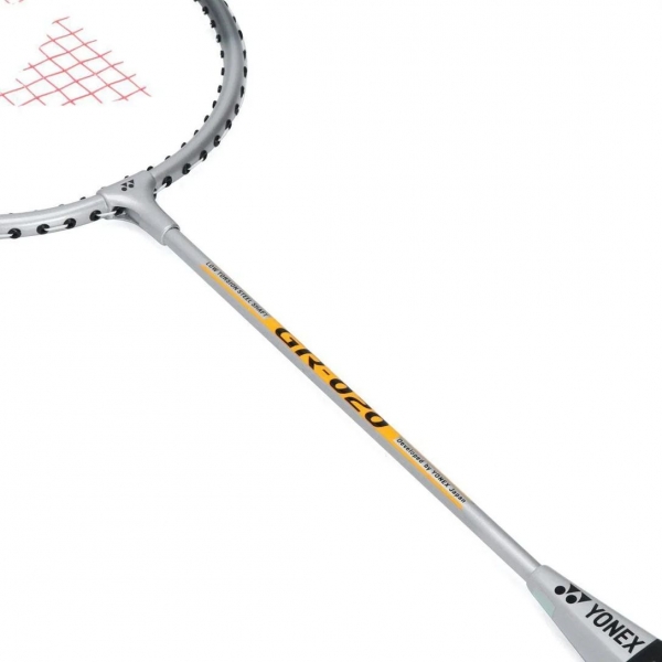 Raquete de Badminton Yonex GR-020 Prata e Preto - Cinza/Preto